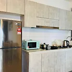Warm Family Stay-Ioi City Mall